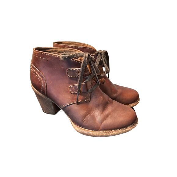 Clarks Carleta Lyon Women's Leather‎ Block Heel Ankle Boots Booties Brown SZ 7.5 - Picture 2 of 10